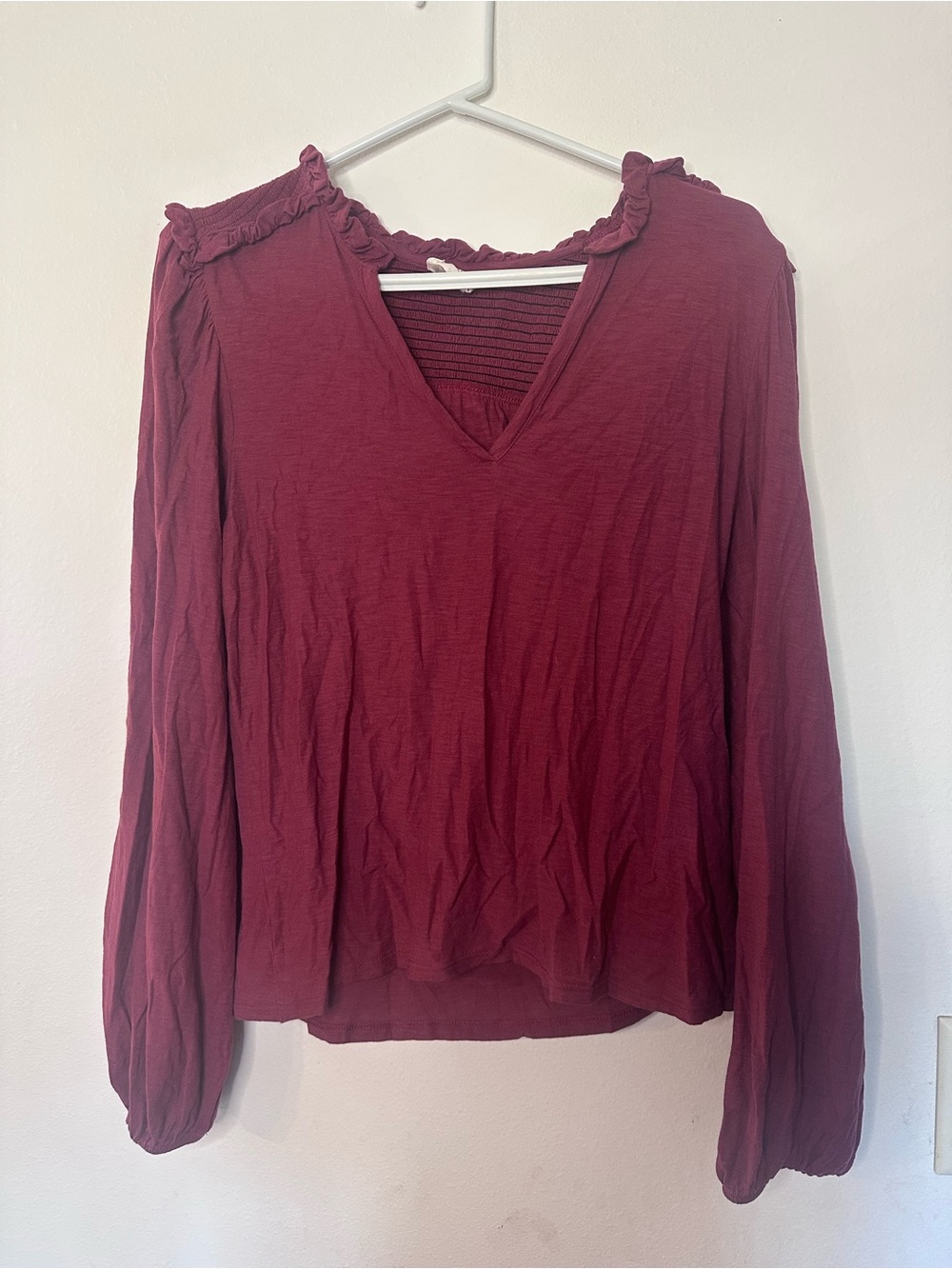 Nation LTD Burgundy V‑Neck Ruffle Trim Long Sleeve Top